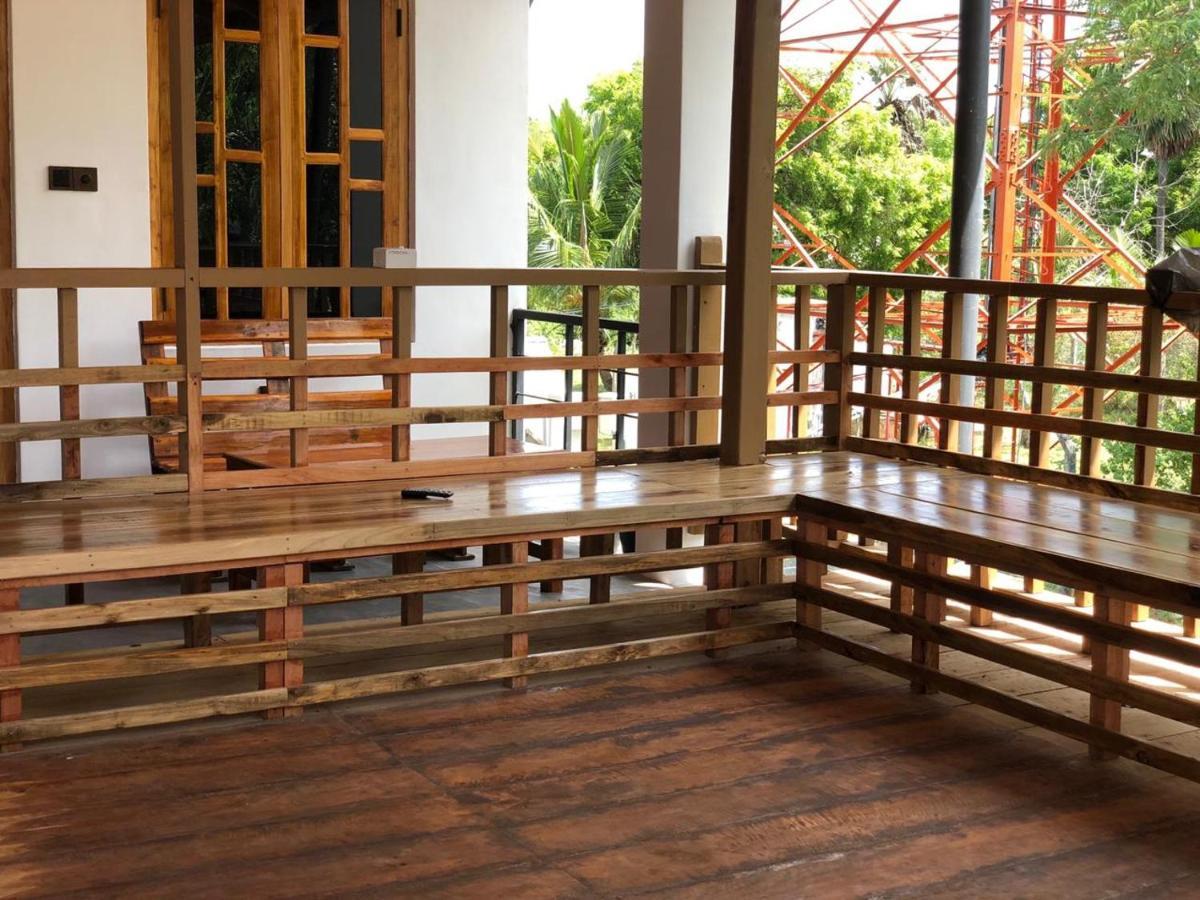 Resort Hankaanaa- Stay No Work Pottuvil Ngoại thất bức ảnh